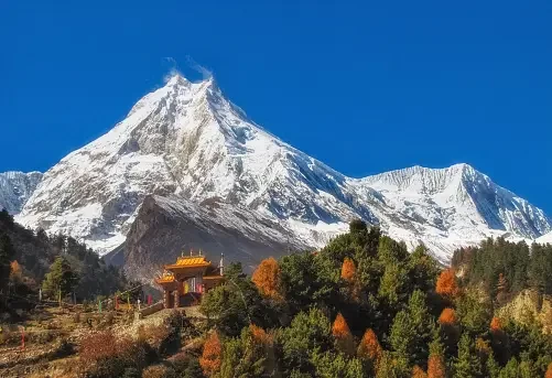 Makalu Base Camp with Serpeni Col Pass